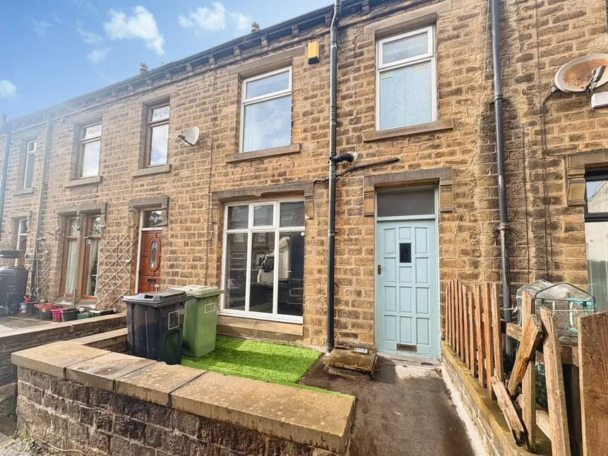 2 bed house for sale — Manchester Road, Linthwaite, West Yorkshire, HD7