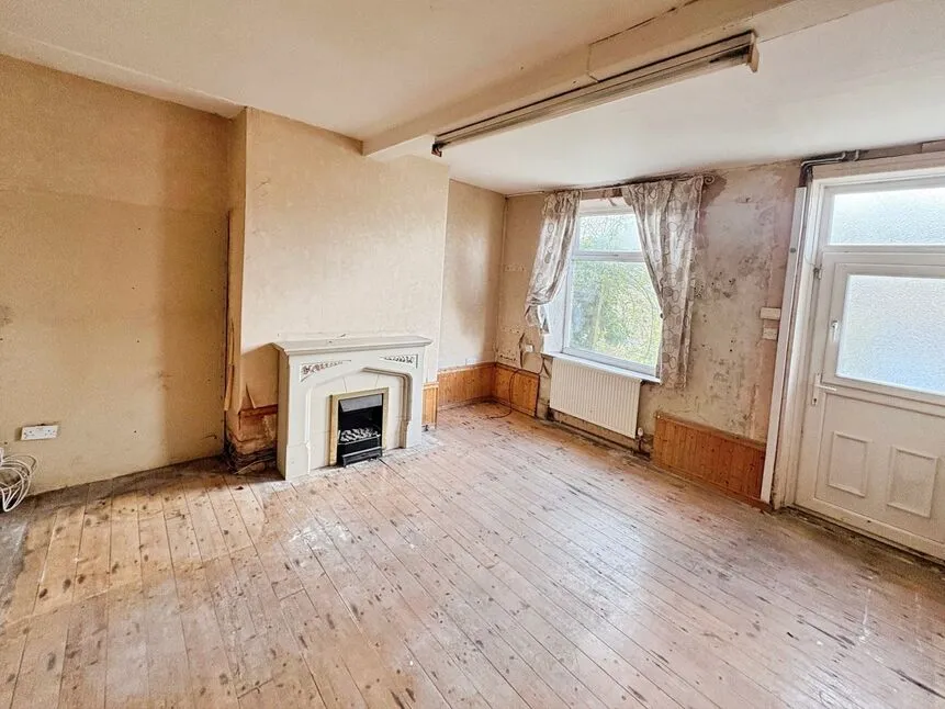 Manchester Road, Linthwaite, West Yorkshire, HD7, photo 4