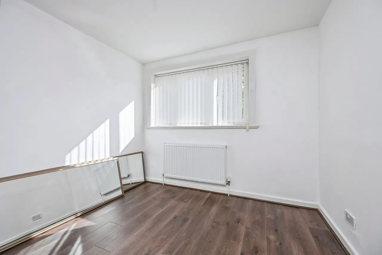 Lydiate Lane, L25, photo 12
