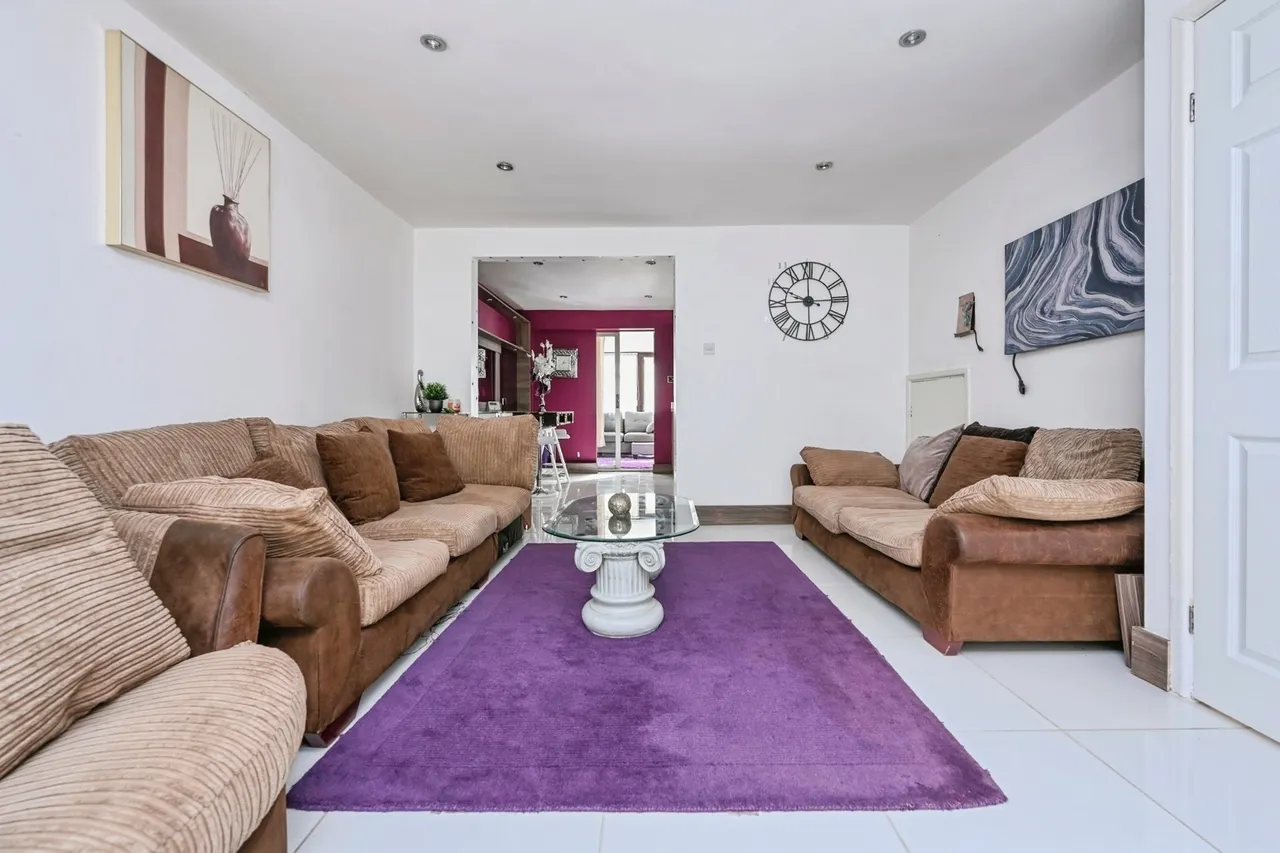 Lydiate Lane, L25, photo 4
