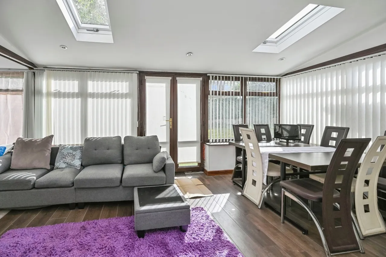 Lydiate Lane, L25, photo 8