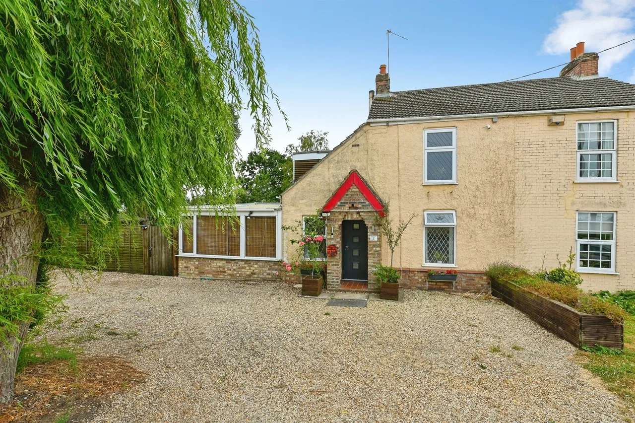 2 bed house for sale — School Road, Marshland St. James, Wisbech