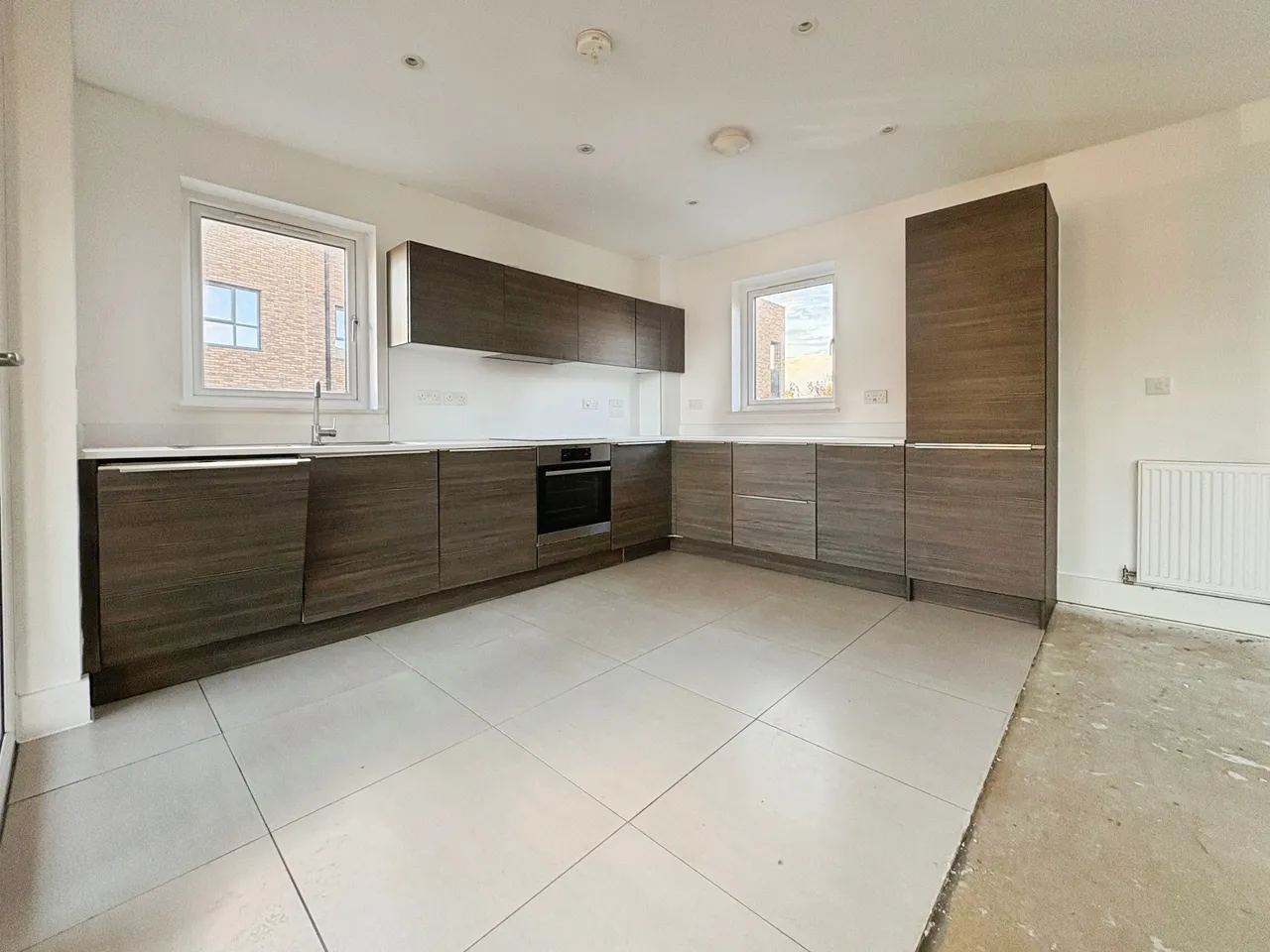 Aylwin Way, Huntingdon, PE28, photo 3