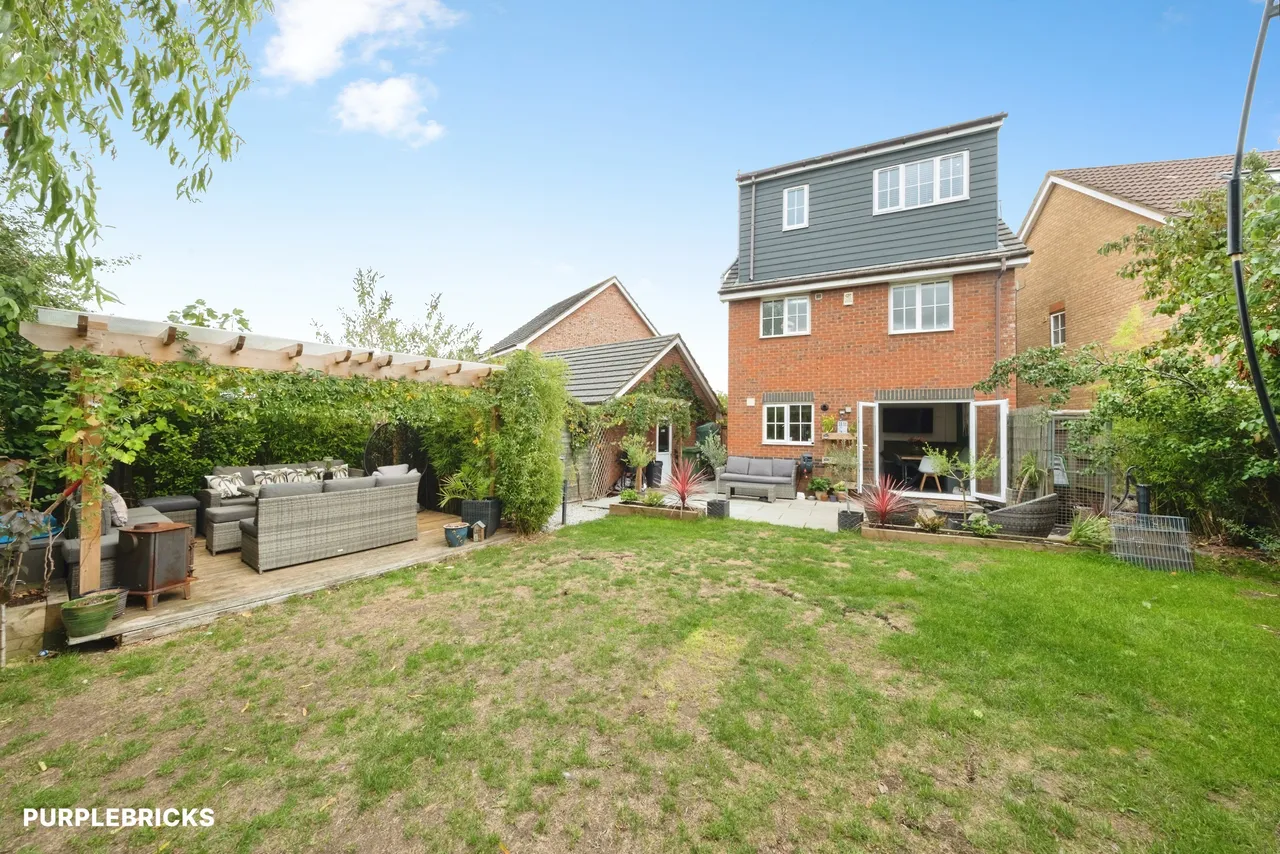 Waltham Drive, Monkston, MK10, photo 17