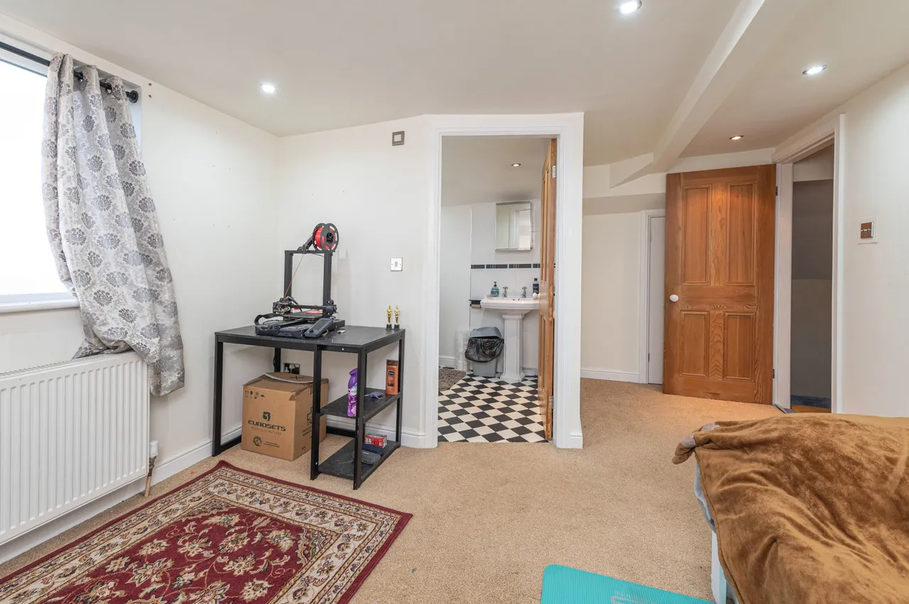 Morritt Avenue, Leeds, LS15, photo 9