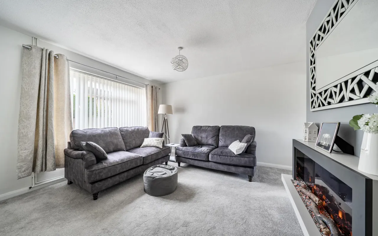 Wellpond Close, Sharnbrook, Bedford, photo 5