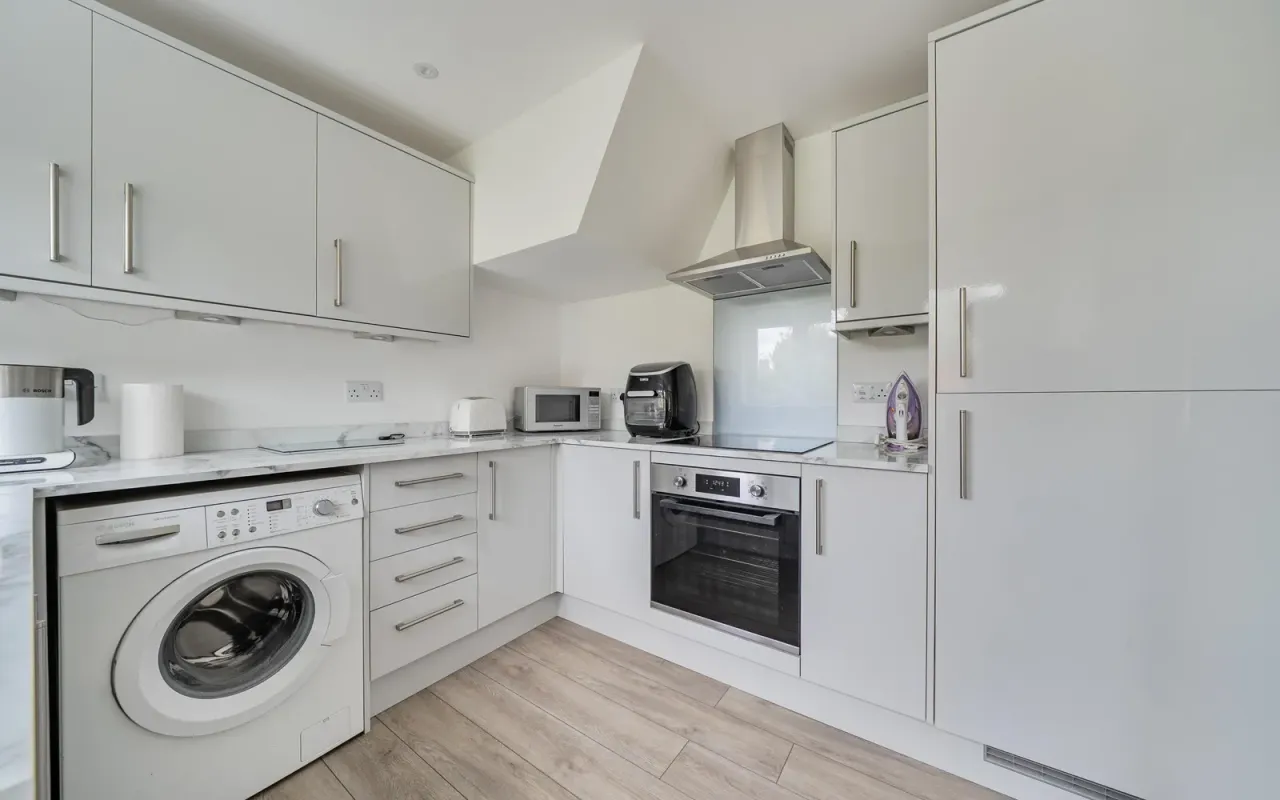 Wellpond Close, Sharnbrook, Bedford, photo 10