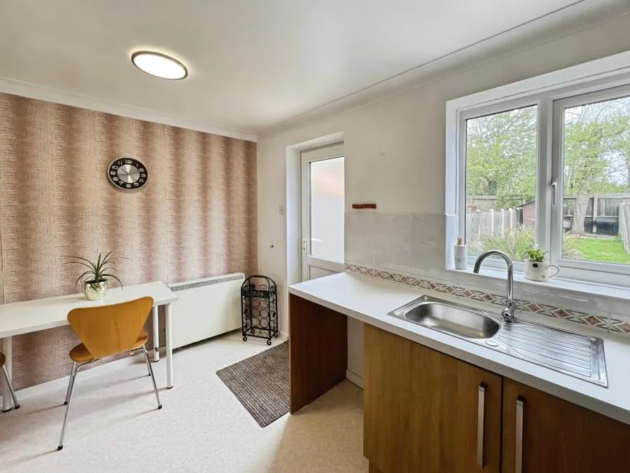 Tudor Close, Colwick, NG4, photo 3