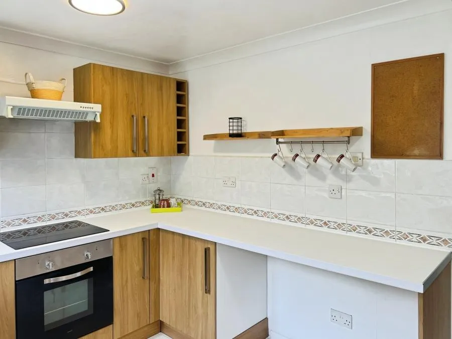 Tudor Close, Colwick, NG4, photo 8