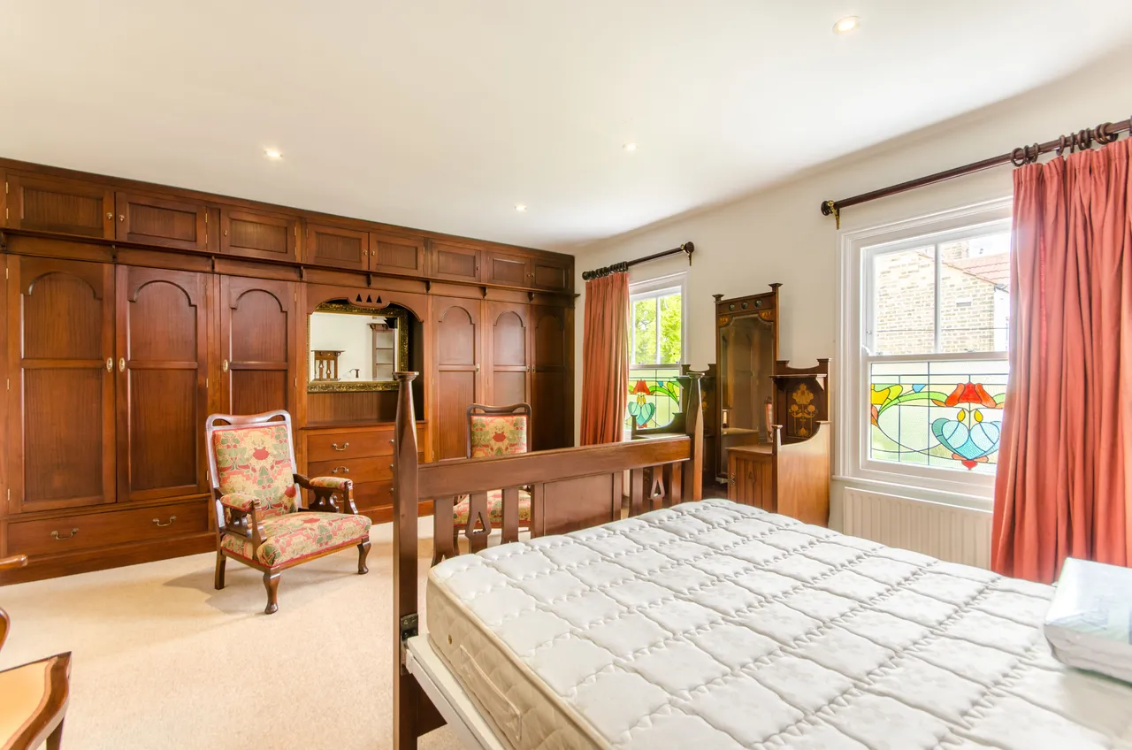 8 Bournemouth Road, London, photo 11