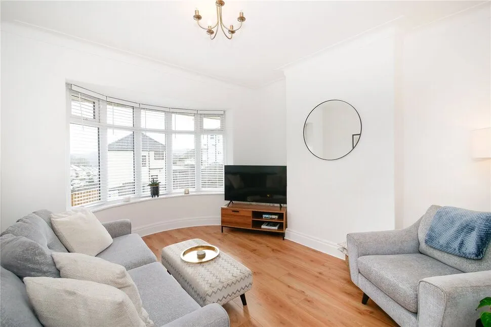 Strathallan Drive, Baildon, West Yorkshire, BD17, photo 2