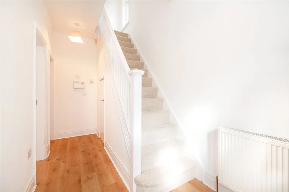 Strathallan Drive, Baildon, West Yorkshire, BD17, photo 5