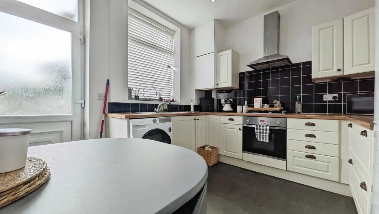 Cobden Street, Oldham, OL4, photo 6