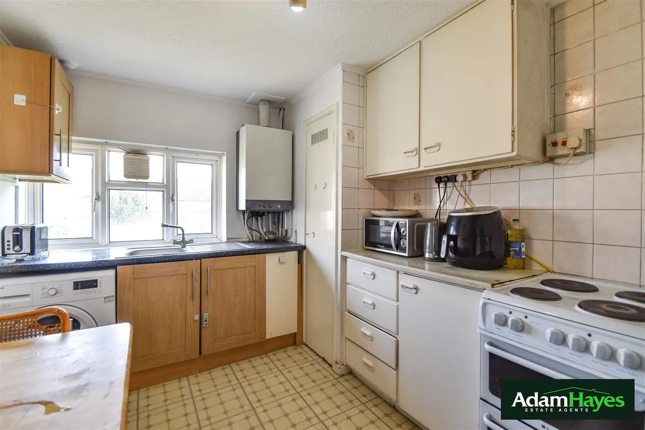Amberden Avenue, Finchley Central, N3, photo 3