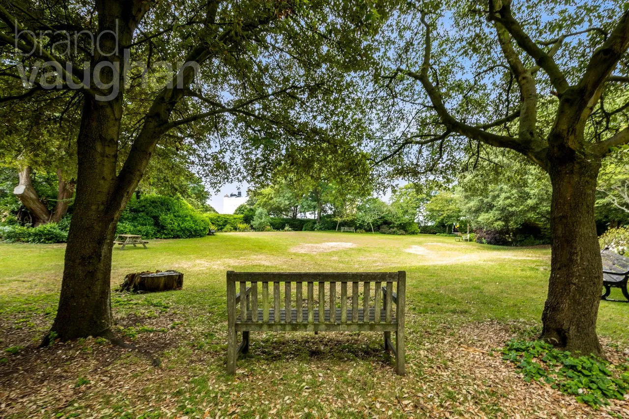 Lewes Crescent, Brighton, BN2, photo 19