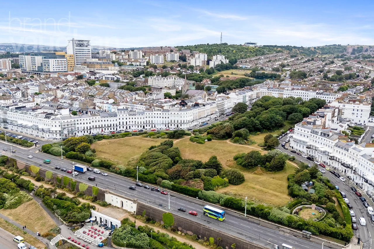 Lewes Crescent, Brighton, BN2, photo 7