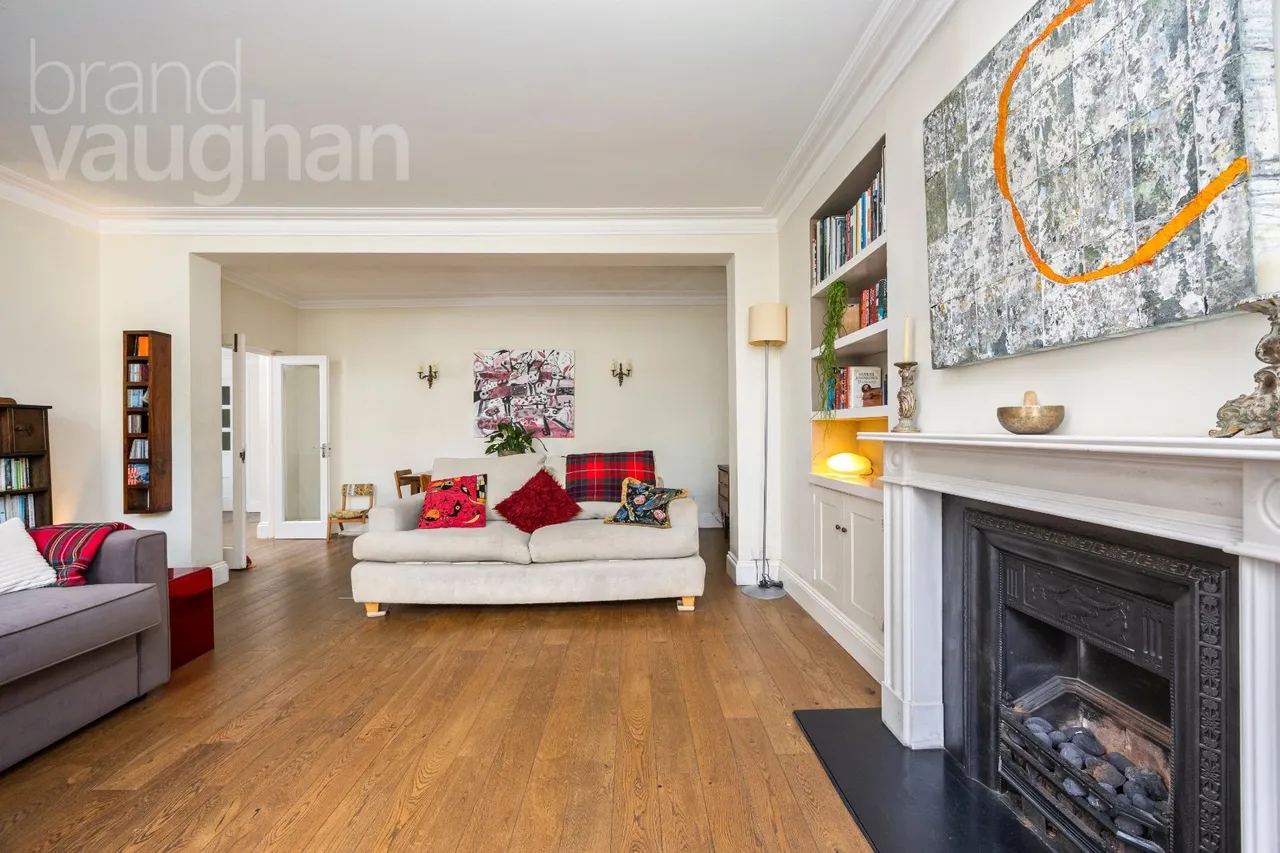 Lewes Crescent, Brighton, BN2, photo 2