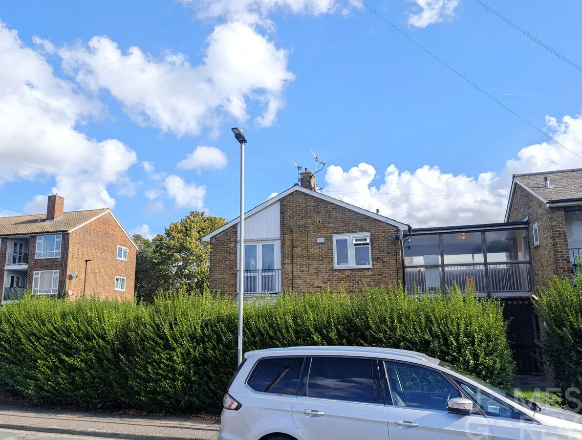 Ampleforth Road, Abbey Wood, SE2, photo 9