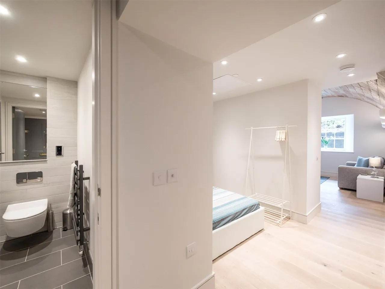 Donaldson Drive, Edinburgh, EH12, photo 8
