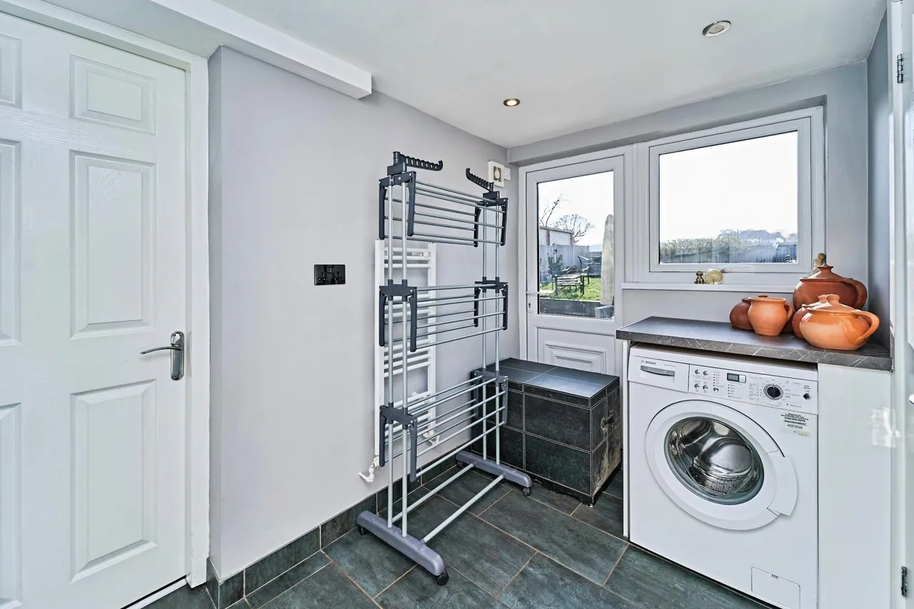 Cartersfield Lane, Stonnall, WS9, photo 8