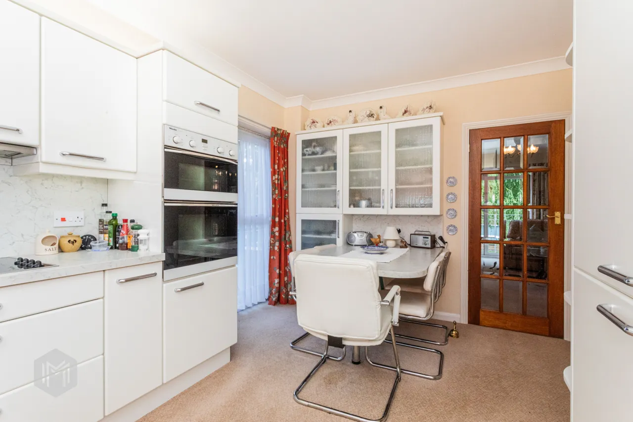 Flat 7, Hillside House, 4 Hill Side, Bolton, BL1 5DT, photo 9