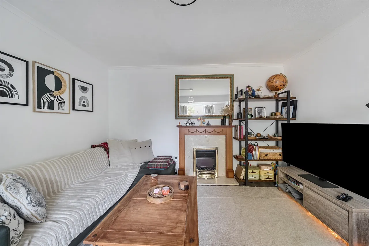 Abbots Avenue West, St. Albans, photo 11