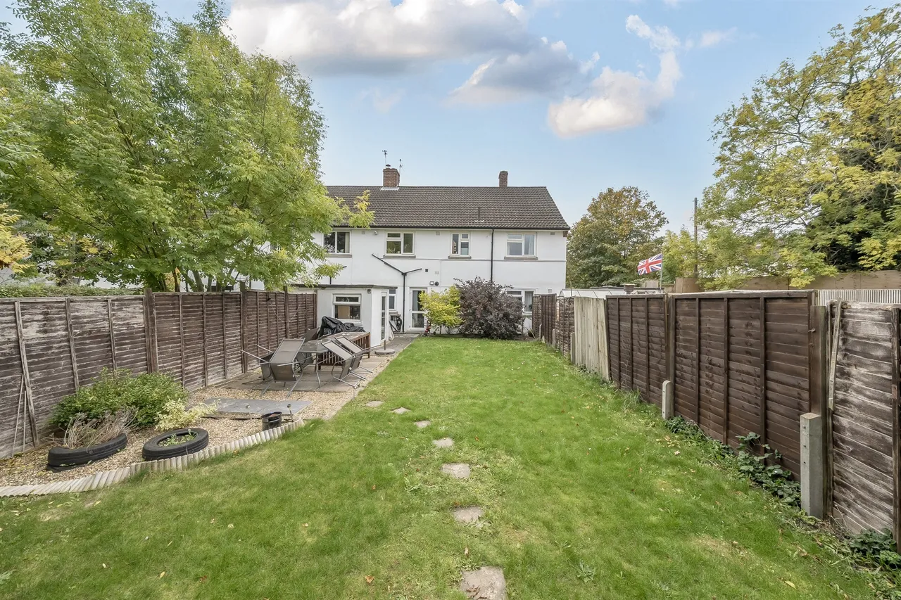 Abbots Avenue West, St. Albans, photo 5