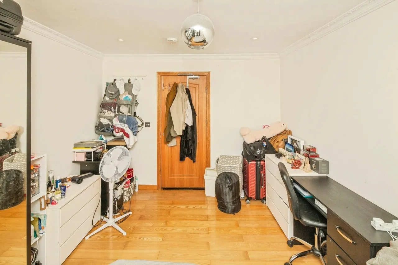 Batten Street, London, SW11, photo 4