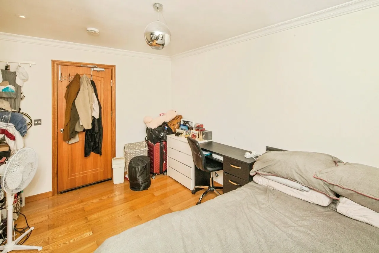 Batten Street, London, SW11, photo 14