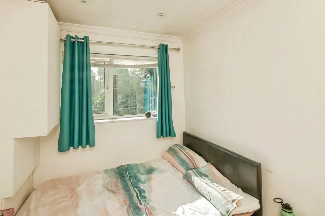 Batten Street, London, SW11, photo 6