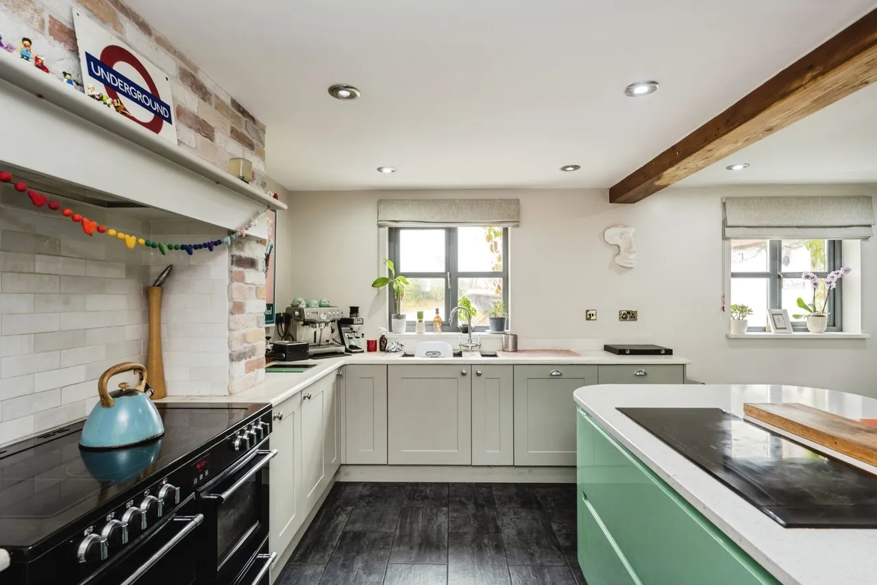 Maesybont, Llanelli, SA14, photo 7