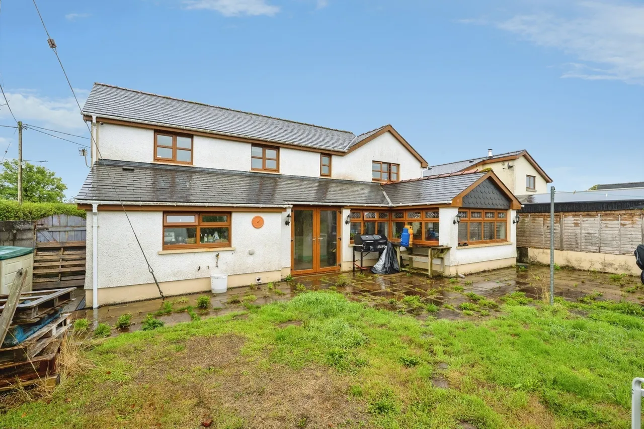 Maesybont, Llanelli, SA14, photo 21