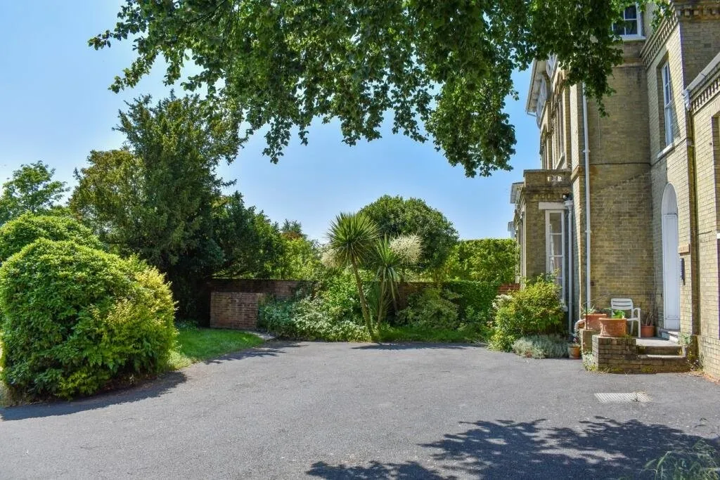 Lymington, Hampshire, photo 15
