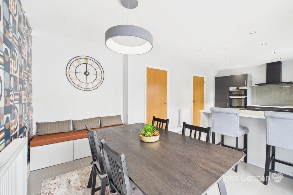 Hazel Close, Burton-on-Trent, photo 8
