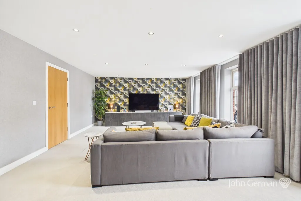 Hazel Close, Burton-on-Trent, photo 9