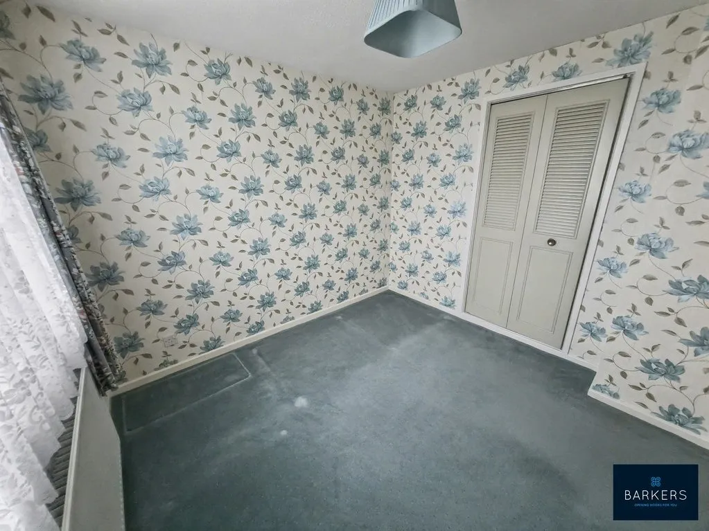 Thorndene Way, Bradford 4 BD4 0SW, photo 7