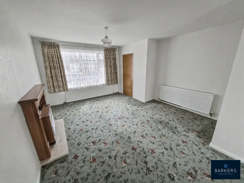 Thorndene Way, Bradford 4 BD4 0SW, photo 3