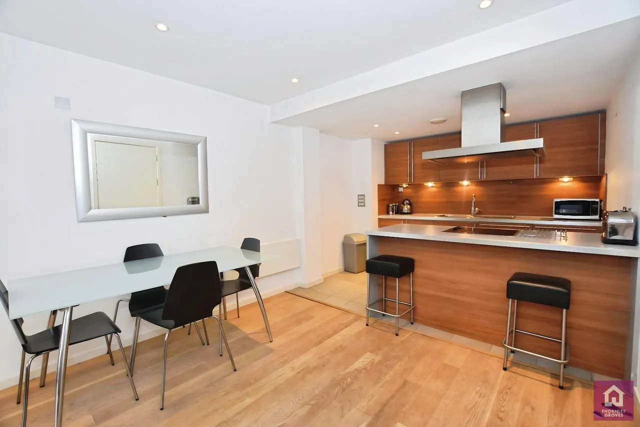 Chester Road, Castlefield, M15, photo 3