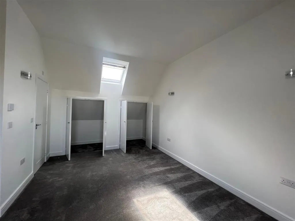 Purssell Road, Weston Turville, HP22, photo 10