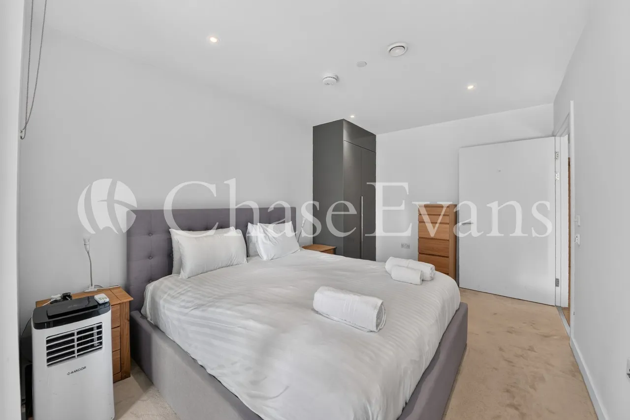 Sayer Street, Elephant and Castle, SE17, photo 9