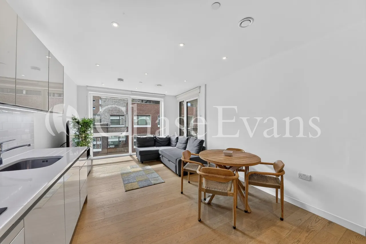 Sayer Street, Elephant and Castle, SE17, photo 5