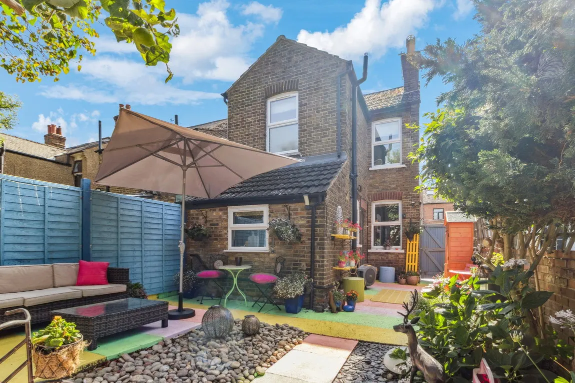 High Street, Northwood, HA6, photo 11