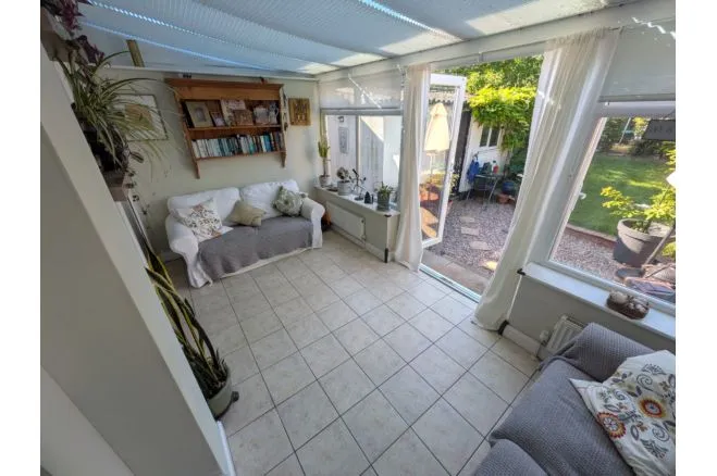 Arnall Drive, Bristol, photo 10