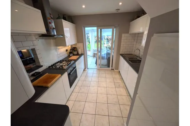 Arnall Drive, Bristol, photo 7