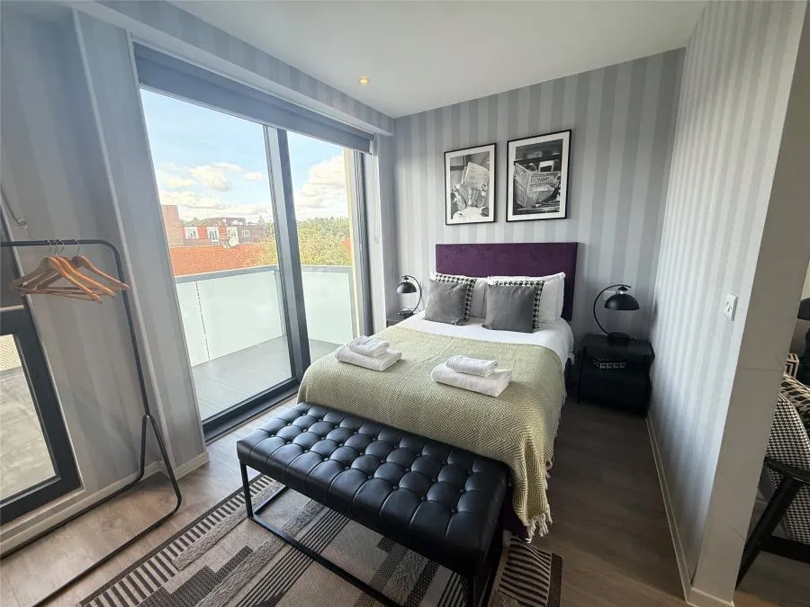 flat to rent, High Street, BR6