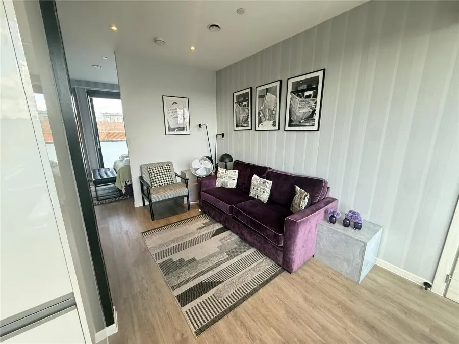 High Street, BR6, photo 6