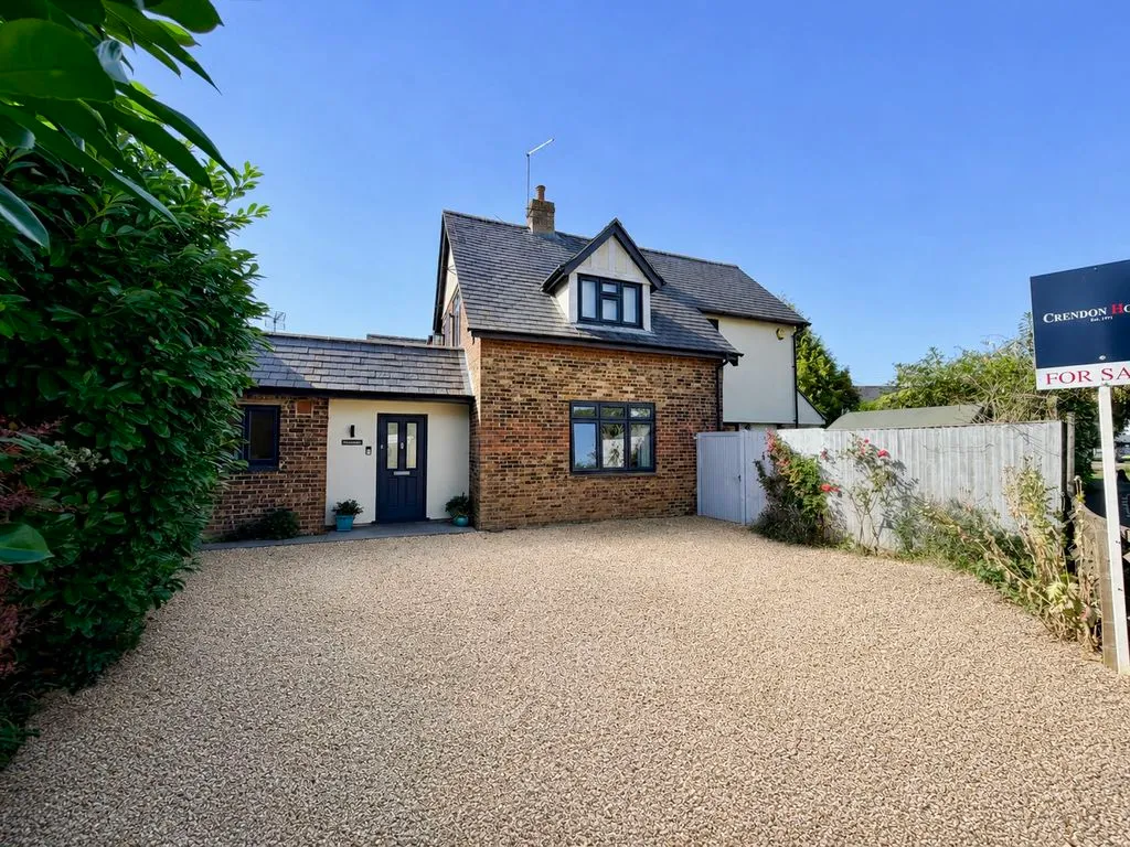 4 bed house for sale — The Common, Flackwell Heath HP10 9PH