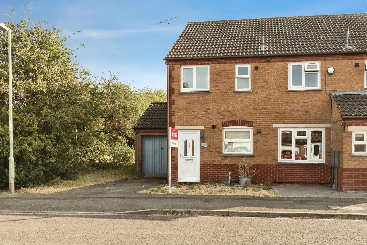 Vensfield Road, Quedgeley, Gloucester, Gloucestershire, GL2, photo 17