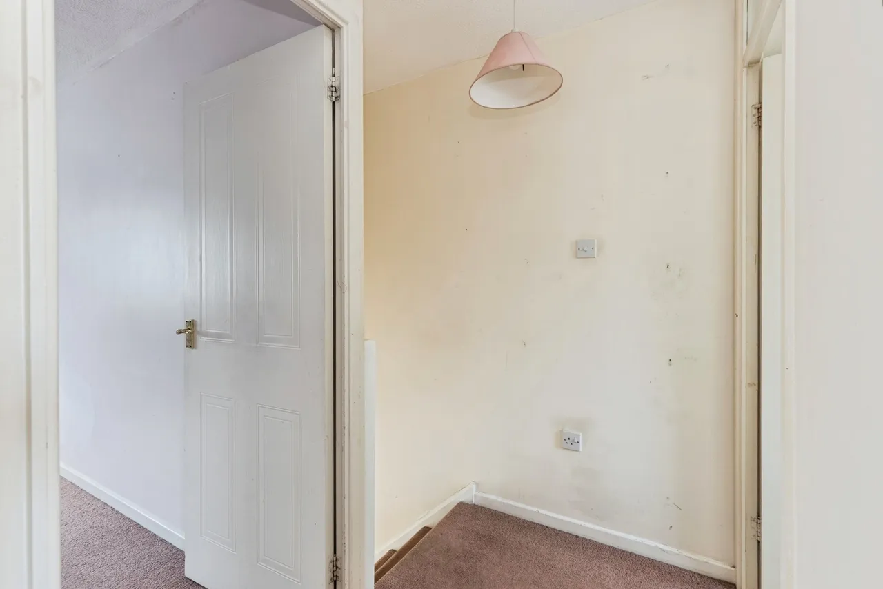 Vensfield Road, Quedgeley, Gloucester, Gloucestershire, GL2, photo 14