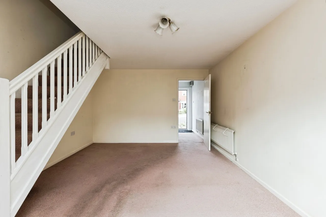 Vensfield Road, Quedgeley, Gloucester, Gloucestershire, GL2, photo 7